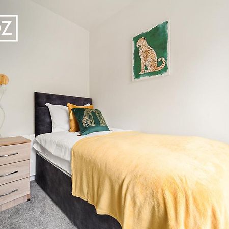 Spacious 4 Bedroom 3 Bath House For Families & Contractors With Free Parking, Fast Wi-Fi & Netflix By Firoz Property Management 利兹 外观 照片
